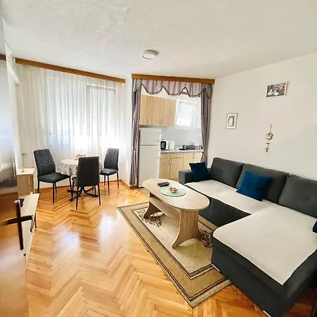 Apartment Sara Mostar Extérieur photo